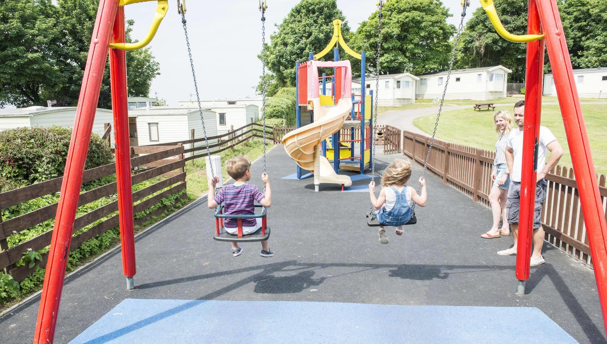 קומב מרטין Sandaway Beach Holiday Park מראה חיצוני תמונה